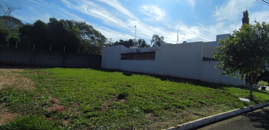 TERRENO À VENDA NO CONDOMÍNIO RESIDENCIAL IPANEMA