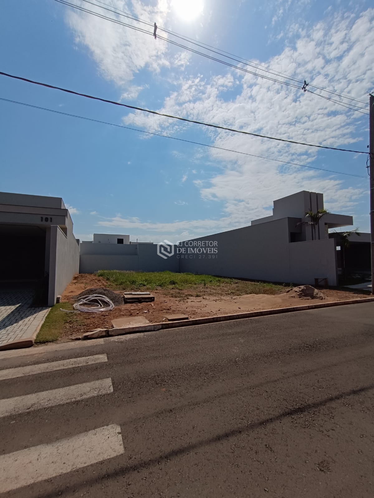 TERRENO À VENDA NO CONDOMÍNIO RESIDENCIAL NABHAN – CIANORTE/PR
