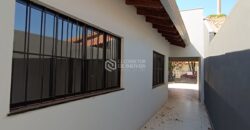 CASA À VENDA NA ZONA 01 – CIANORTE/PR