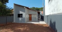 CASA À VENDA NA ZONA 01 – CIANORTE/PR