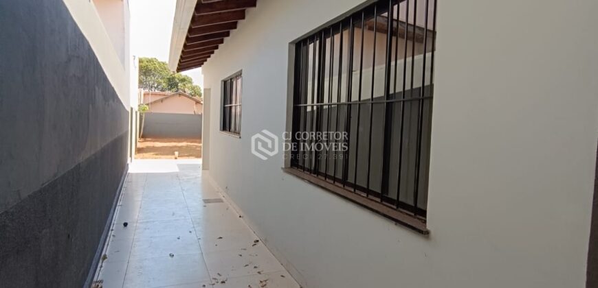 CASA À VENDA NA ZONA 01 – CIANORTE/PR