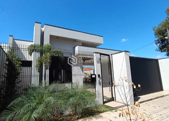 CASA À VENDA NO JARDIM UNIVERSIDADE – CIANORTE/PR