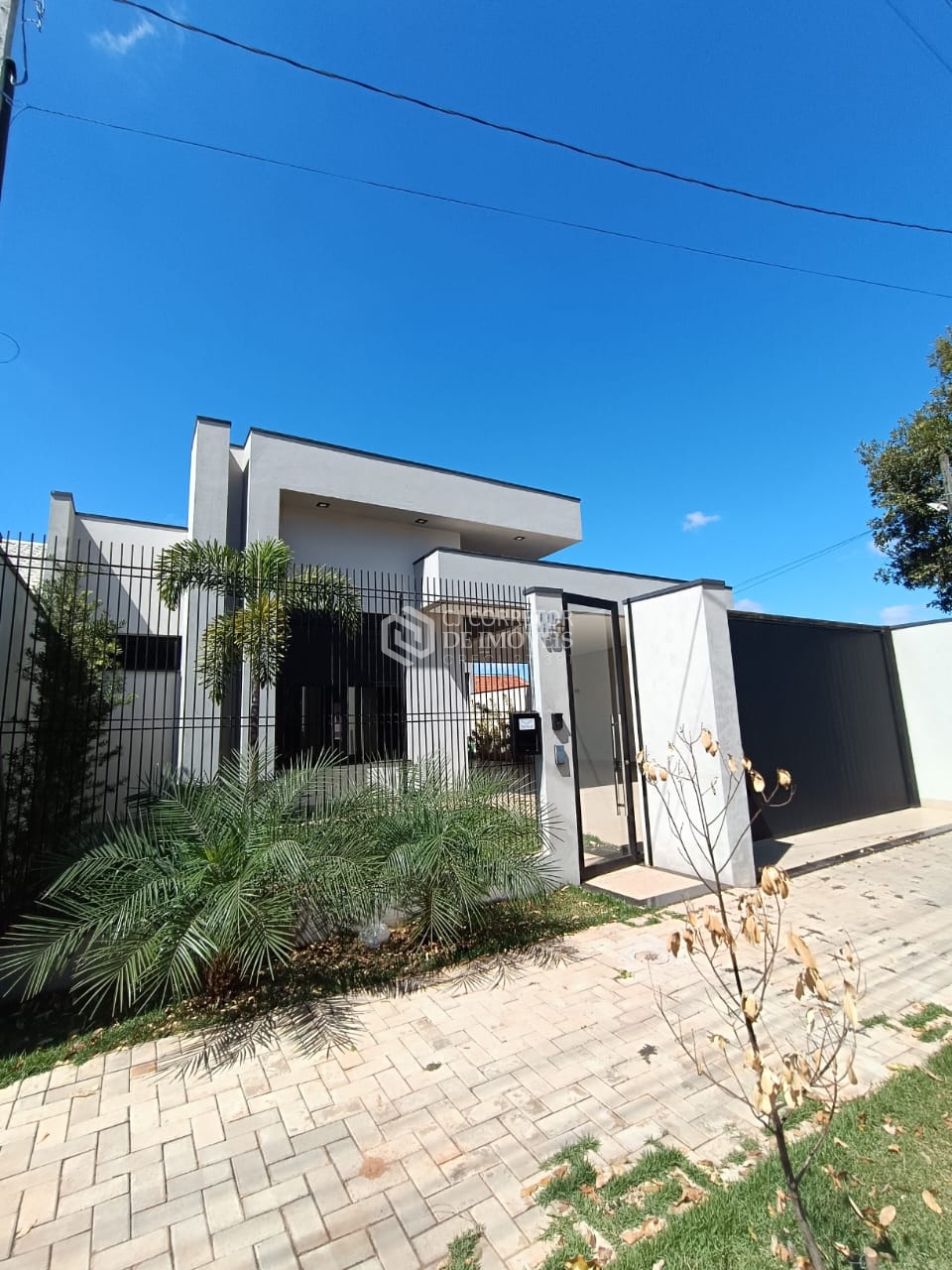 CASA À VENDA NO JARDIM UNIVERSIDADE – CIANORTE/PR