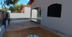 CASA À VENDA NO RESIDENCIAL SAGRADA FAMÍLIA – CIANORTE/PR